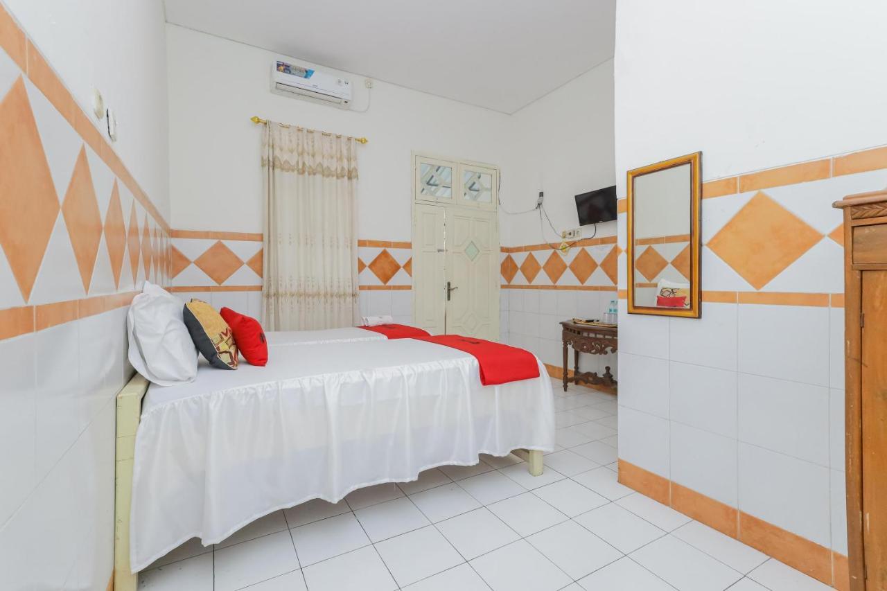 Oyo 2707 Graha Surya Syariah Hotel