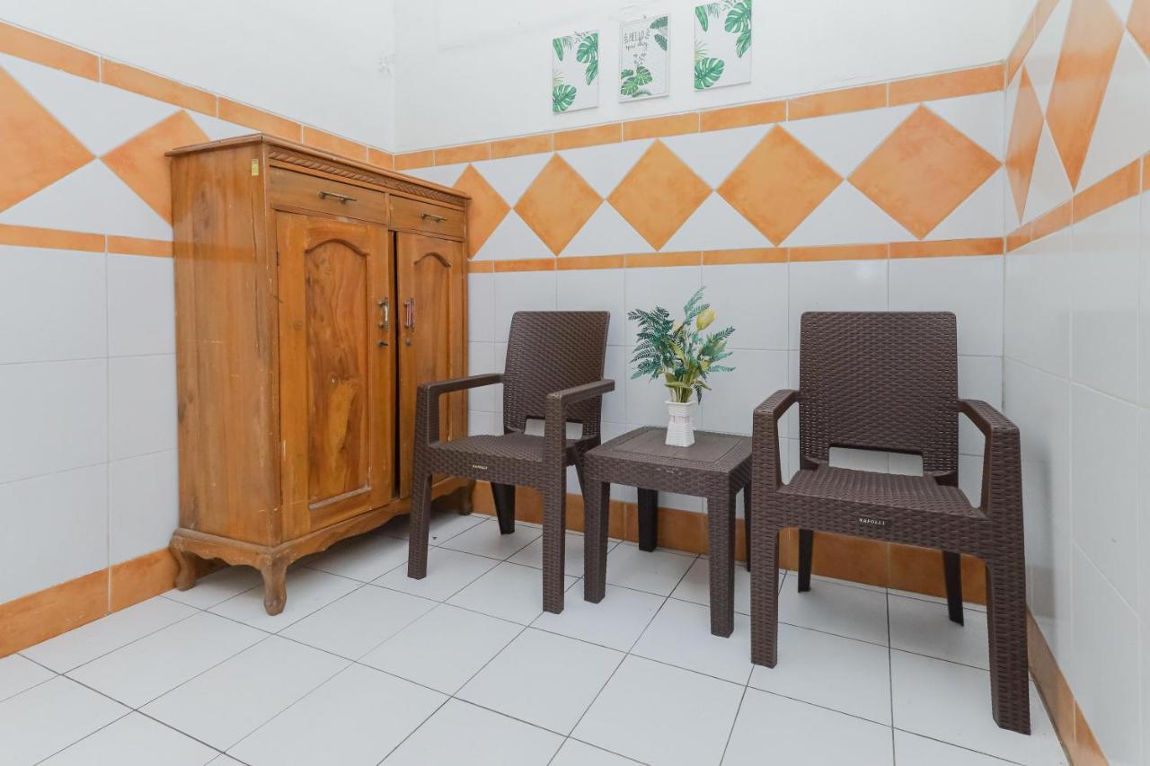 Hotel Oyo 2707 Graha Surya Syariah