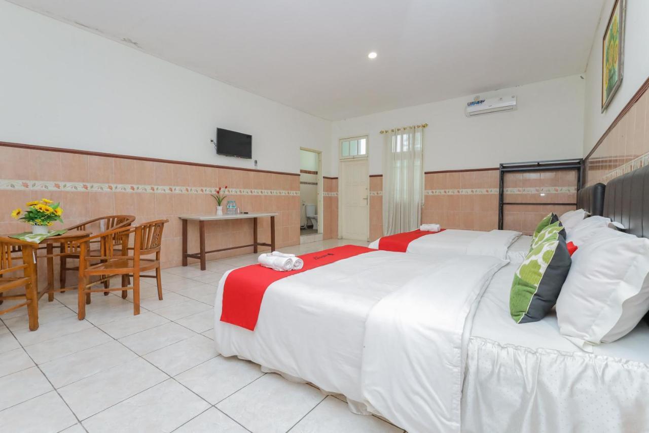 Hotel Oyo 2707 Graha Surya Syariah