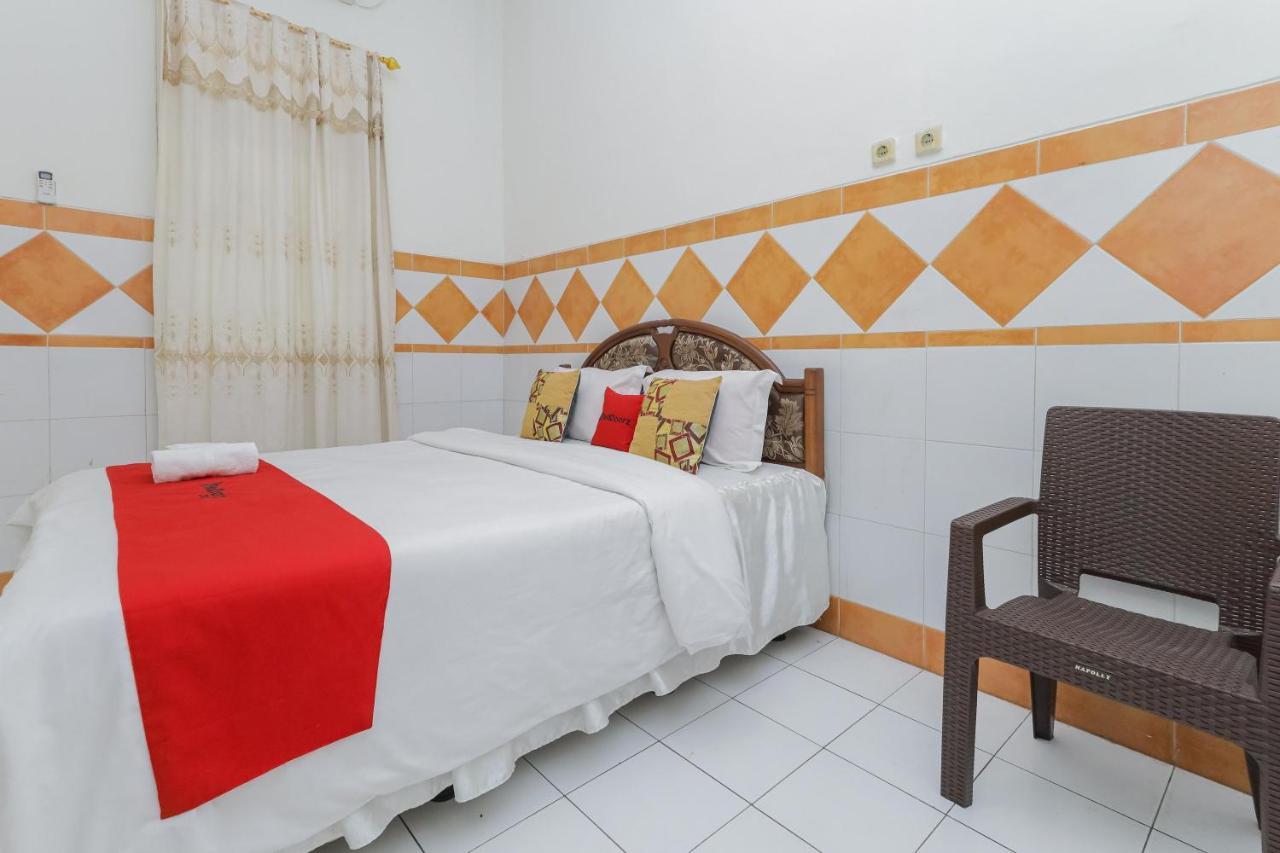 Hotel Oyo 2707 Graha Surya Syariah