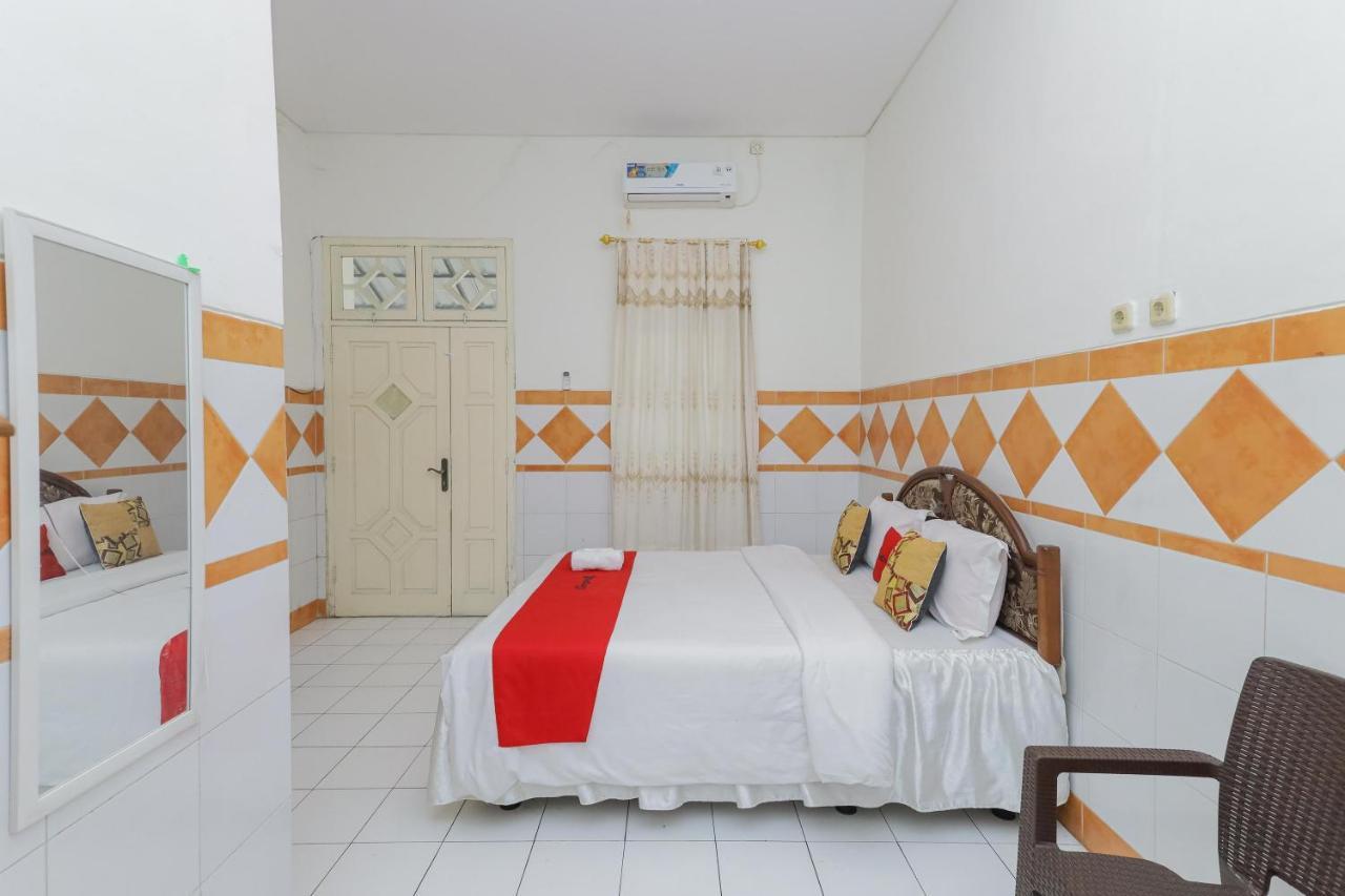 Hotel Oyo 2707 Graha Surya Syariah 2*
