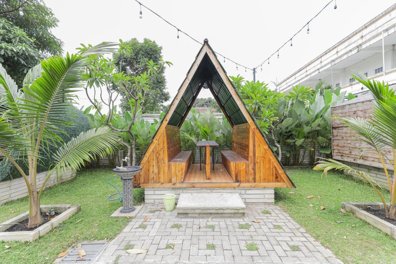 Hotel Oyo 2707 Graha Surya Syariah Mojokerto