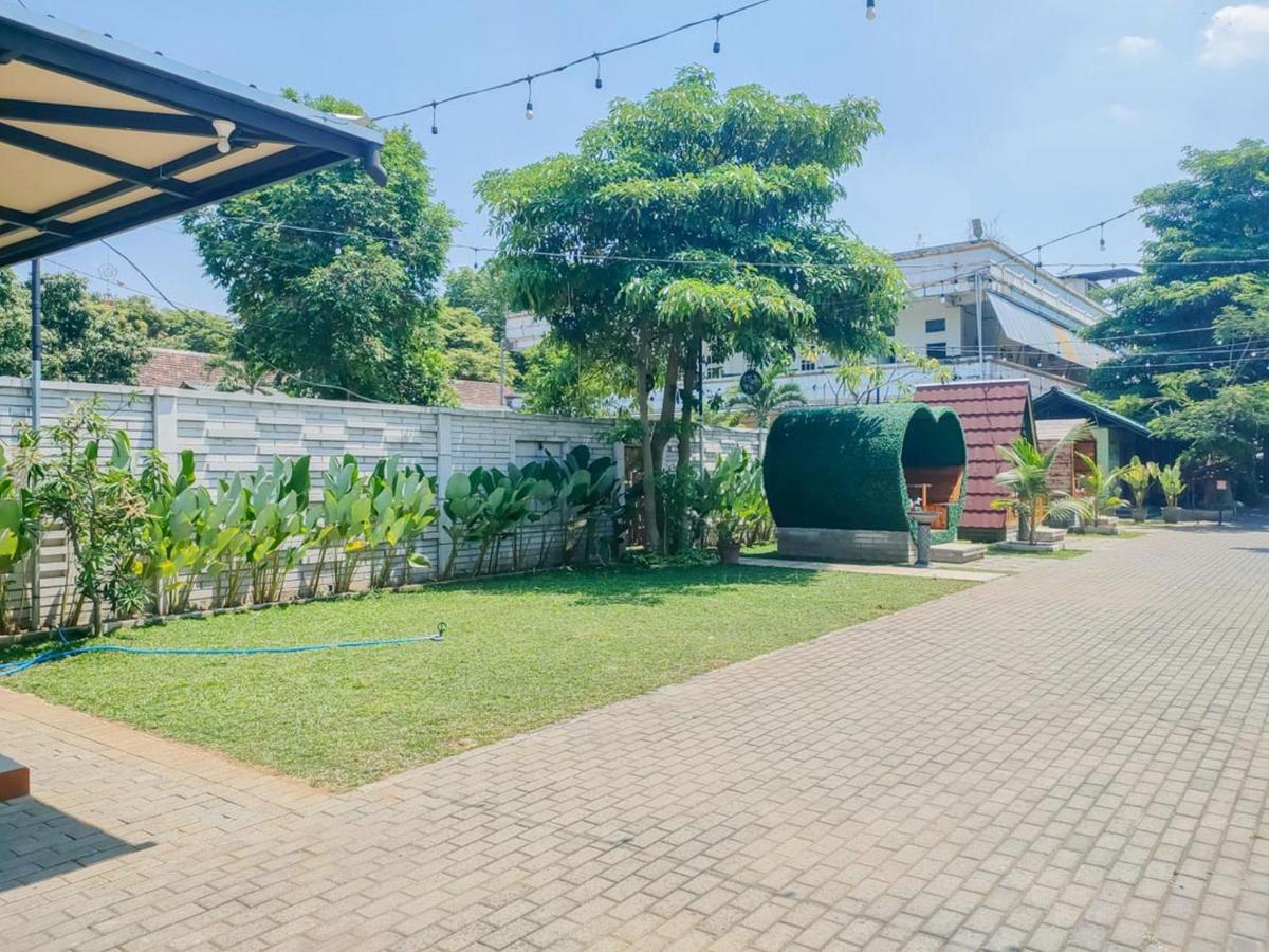 Hotel Oyo 2707 Graha Surya Syariah Mojokerto