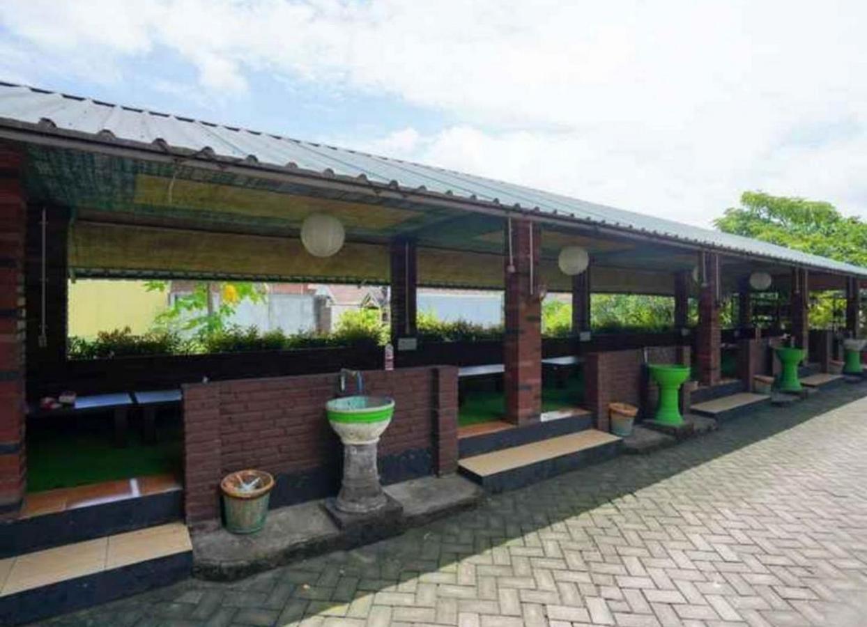 Hotel Oyo 2707 Graha Surya Syariah